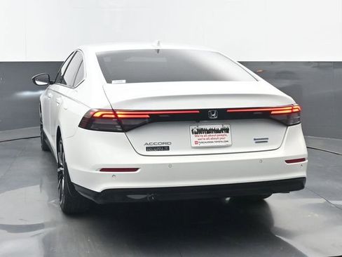 Used 2024 Honda Accord Touring image 21