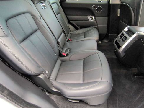 Used 2019 Land Rover Range Rover Sport HSE image 22