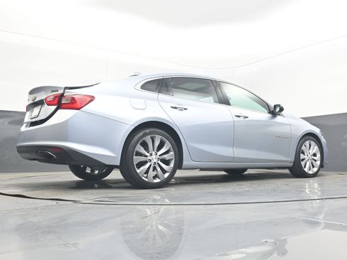 Used 2017 Chevrolet Malibu Premier w/ Premier Sun and Wheel Package image 27