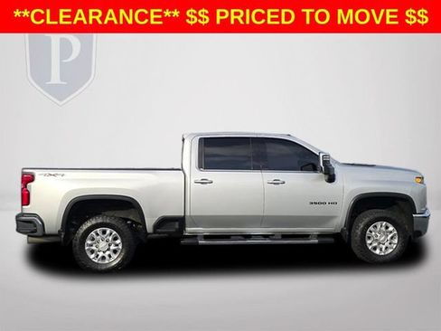 Used 2020 Chevrolet Silverado 3500 LTZ w/ Technology Package AWD/4WD image 5