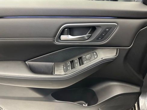 New 2026 Nissan Rogue Platinum w/ Platinum Premium Package AWD/4WD image 21