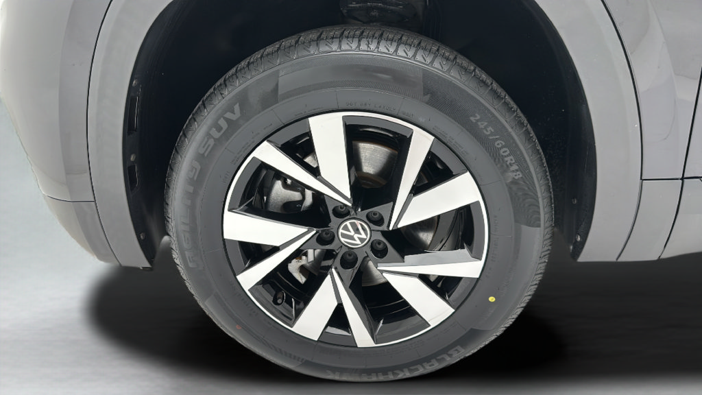 Used 2023 Volkswagen Atlas Cross Sport SE AWD/4WD image 9