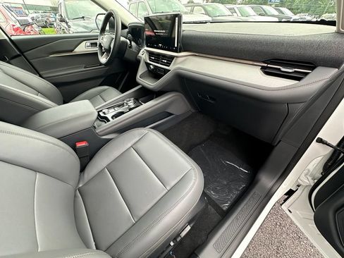 New 2026 Ford Explorer Active w/ Active Comfort Package AWD/4WD image 21