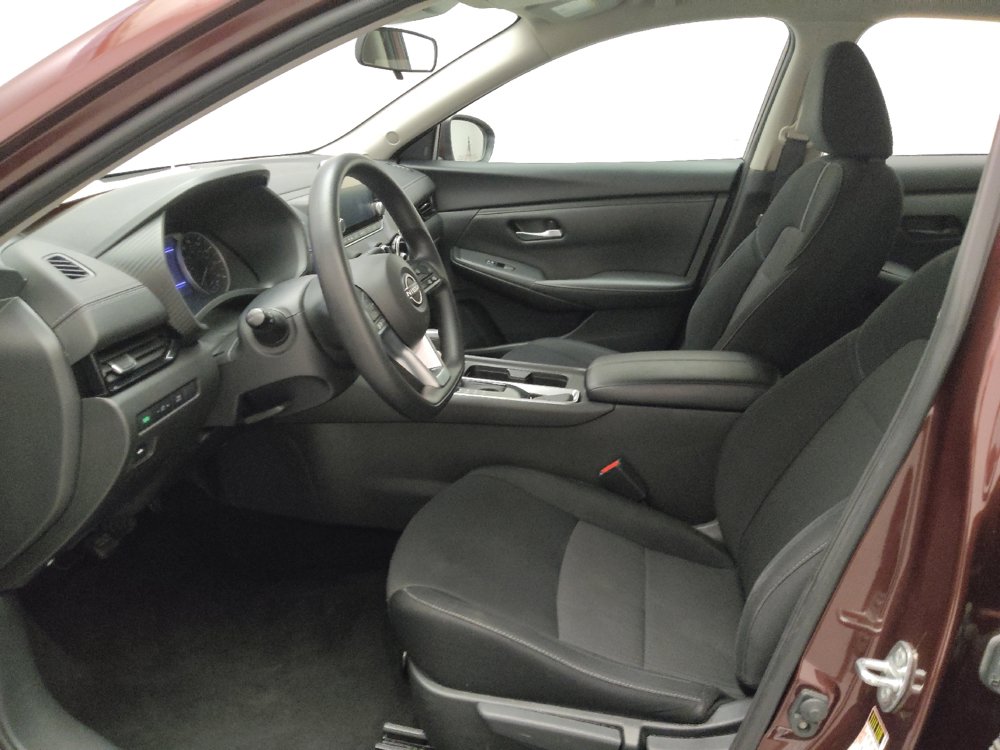 Used 2024 Nissan Sentra SV FWD image 17