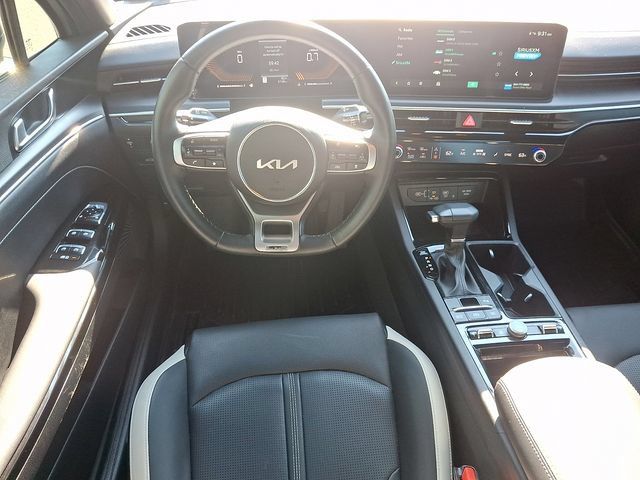 Certified 2025 Kia K5 GT-Line AWD/4WD image 13