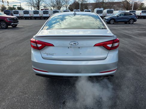 Used 2017 Hyundai Sonata SE image 4