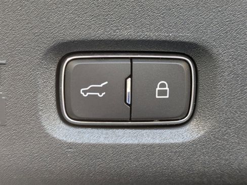 Certified 2025 Lincoln Navigator Reserve image 15