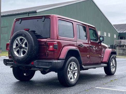 Used 2021 Jeep Wrangler Unlimited Sahara w/ Uconnect 4C Nav & Sound Group AWD/4WD image 8