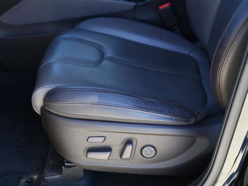 Used 2020 Hyundai Santa Fe Limited image 15