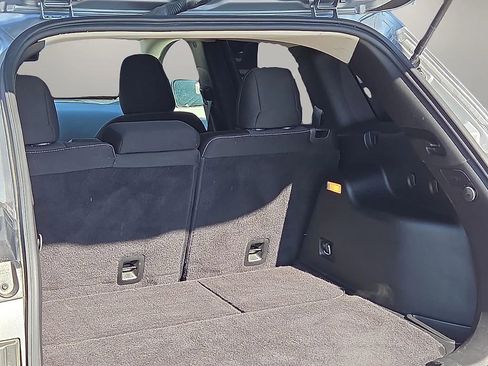 Used 2015 Jeep Cherokee Latitude image 9