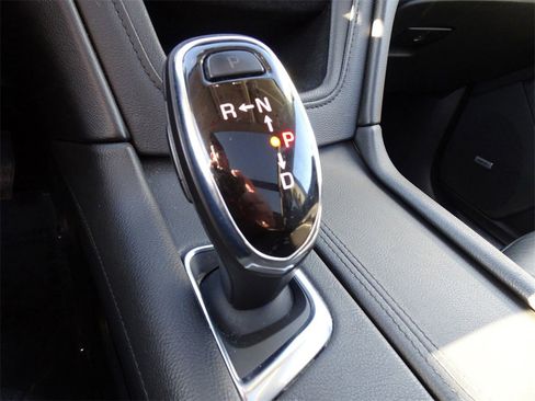 Used 2019 Cadillac XT5 Premium Luxury image 17