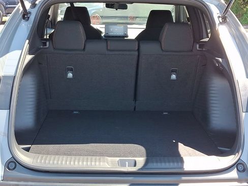 Used 2025 Honda HR-V Sport image 28
