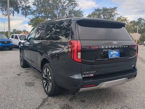 New 2025 Ford Expedition Max Platinum w/ Driver's Package image 22