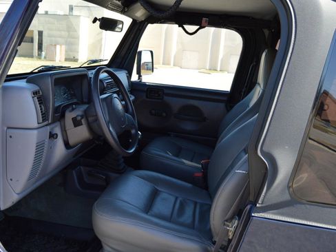 Used 1998 Jeep Wrangler Sport image 10