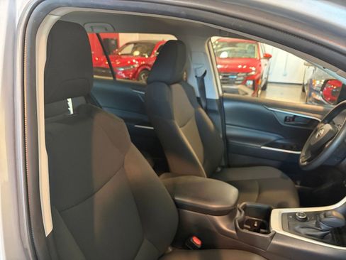 Used 2025 Toyota RAV4 LE image 35