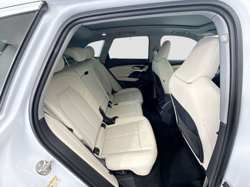 Certified 2025 Audi Q5 Premium Plus w/ Premium Plus AWD/4WD image 21