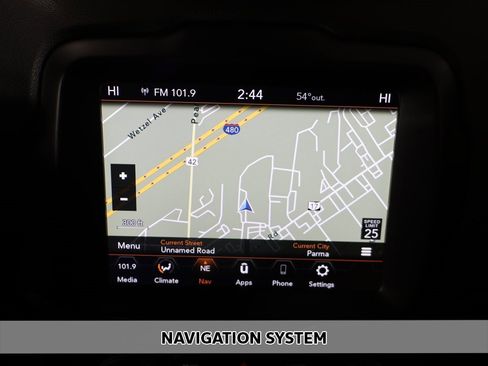 Used 2023 Jeep Renegade Trailhawk w/ Trailer Tow Group image 3