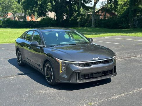 Used 2025 Kia K4 EX FWD image 3