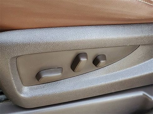 Used 2016 Chevrolet Silverado 1500 High Country w/ High Country Premium Package image 25