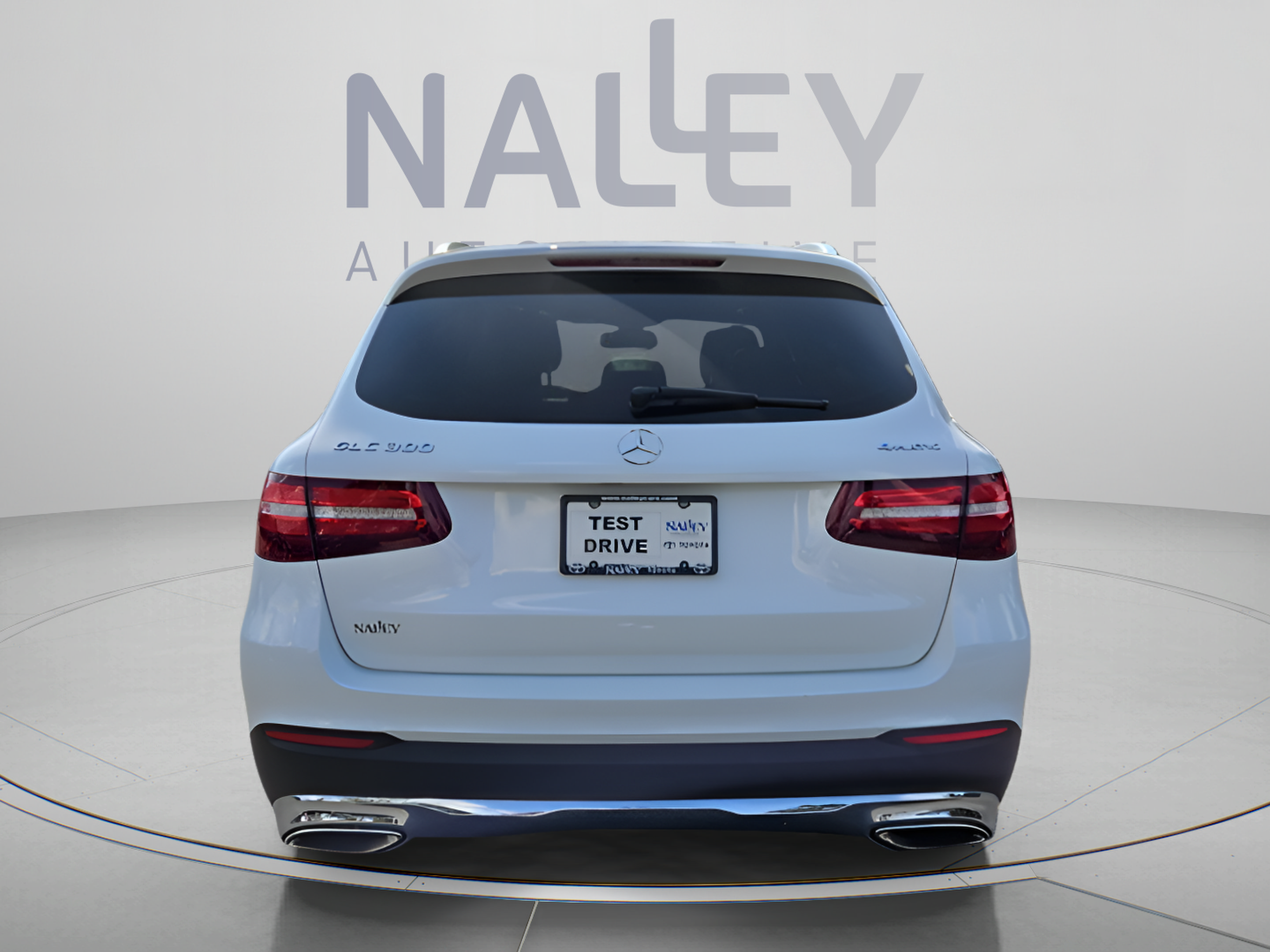 Used 2019 Mercedes-Benz GLC 300 4MATIC image 4