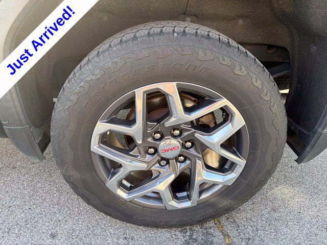 Used 2022 GMC Sierra 1500 SLT w/ SLT Convenience Package AWD/4WD image 17