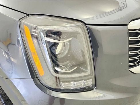 Used 2020 Kia Telluride S AWD/4WD image 14