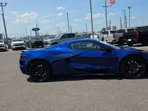 New 2027 Chevrolet Corvette Z06 RWD image 6