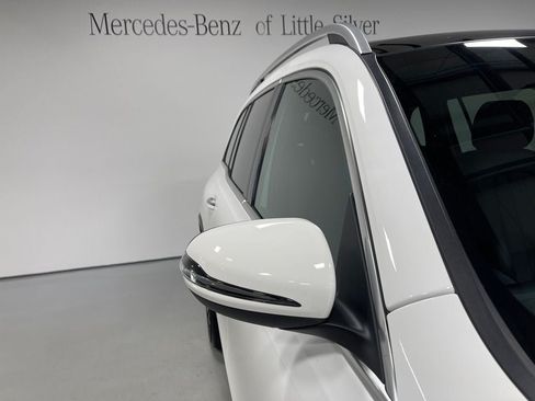 Certified 2023 Mercedes-Benz GLB 250 4MATIC image 12