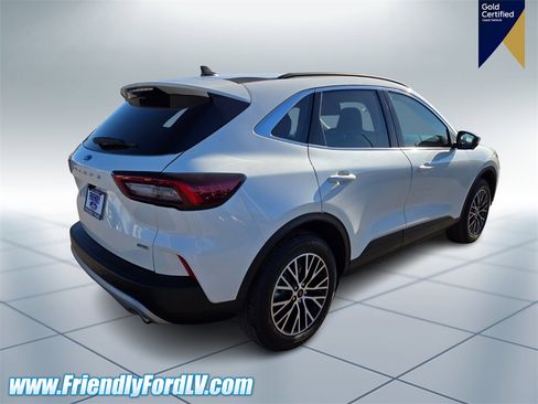 Certified 2025 Ford Escape SE w/ PHEV Premium Package image 5