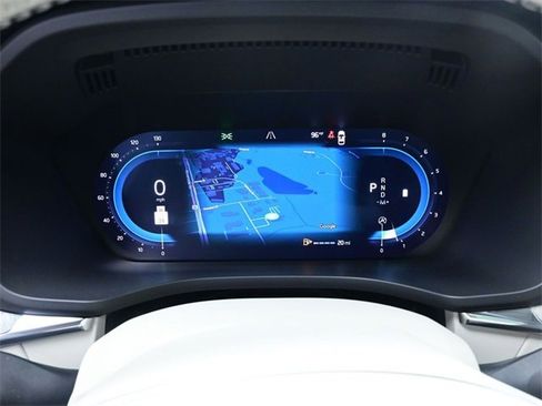 Used 2025 Volvo XC60 B5 Plus w/ Protection Package Premier image 10