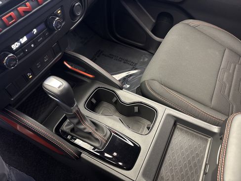 Used 2025 Nissan Frontier PRO-4X w/ Tow Package image 21