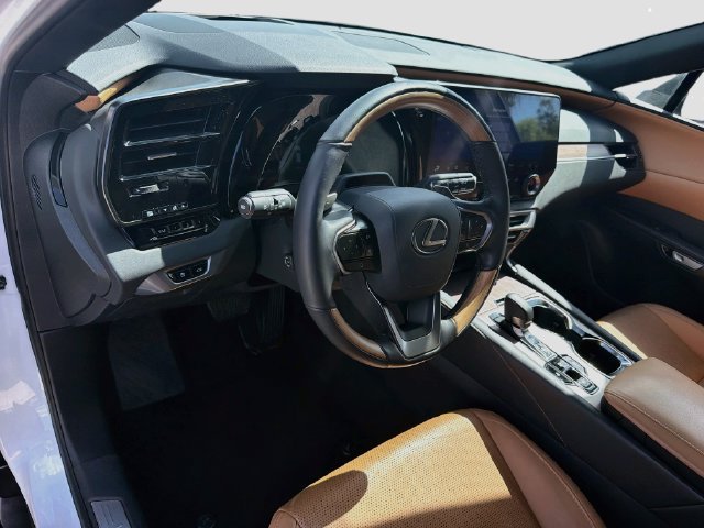 Used 2024 Lexus RX 350 Premium Plus w/ Convenience Package FWD image 27
