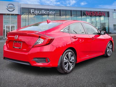 Used 2018 Honda Civic EX-L image 6