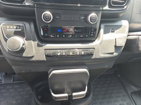 Used 2024 RAM ProMaster 3500 w/ Delivery Van Package image 32