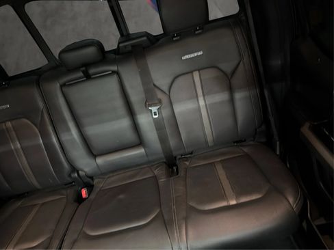Used 2015 Ford F150 Platinum w/ Equipment Group 701A Luxury AWD/4WD image 15