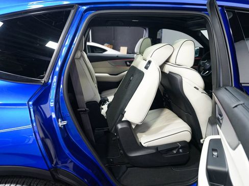 Used 2025 Acura MDX A-Spec AWD/4WD image 38
