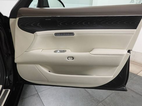 Used 2024 Genesis G90 3.5T image 34