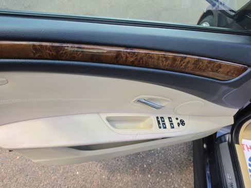 Used 2008 BMW 550i Sedan RWD image 10