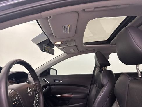 Used 2016 Acura TLX w/ Technology Package FWD image 39