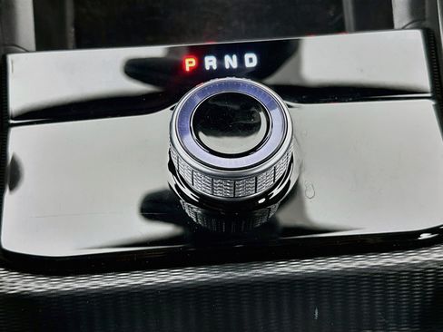 Used 2024 Jeep Grand Cherokee Altitude AWD/4WD image 24