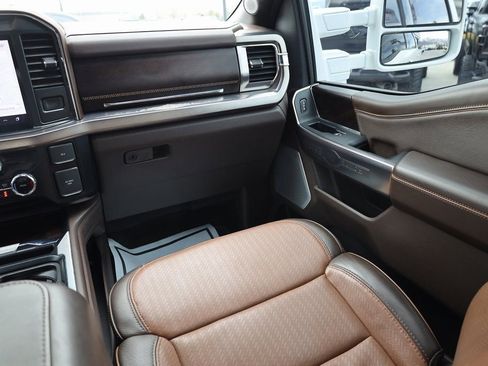 Used 2023 Ford F350 King Ranch w/ Chrome Package image 20