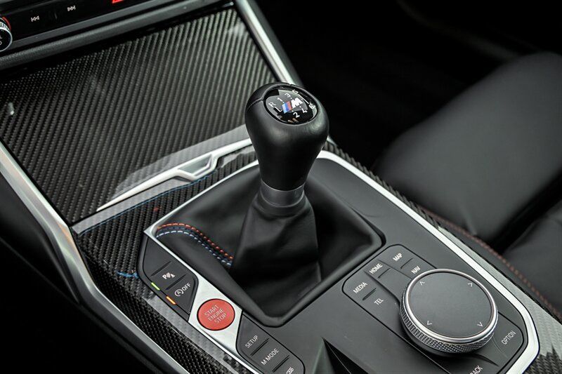 Used 2025 BMW M2 w/ Lighting Package RWD image 31
