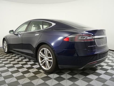 Used 2013 Tesla Model S Performance image 5