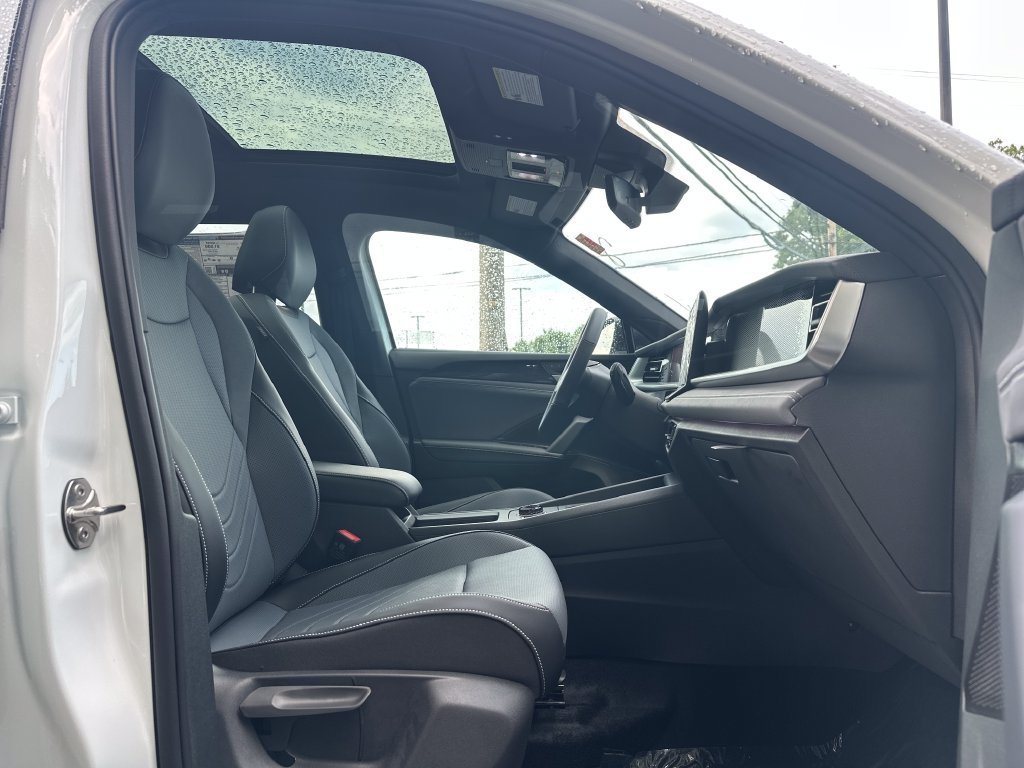 New 2026 Volkswagen Tiguan SE R-Line AWD/4WD image 21
