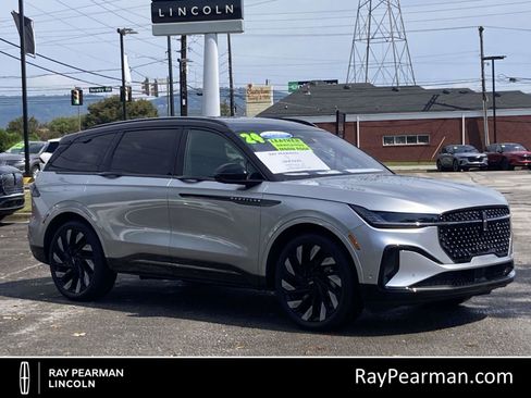 Certified 2024 Lincoln Nautilus Reserve w/ Equipment Group 202A image 1