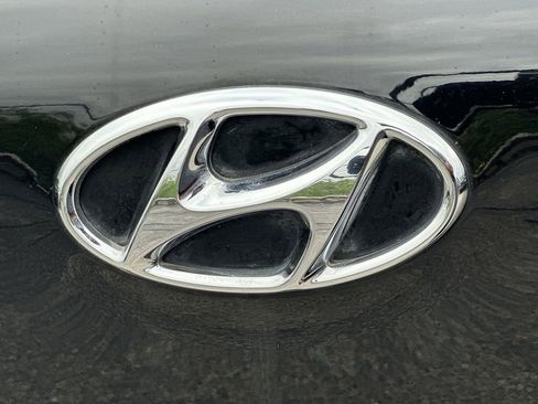 Used 2018 Hyundai Tucson SE FWD image 34