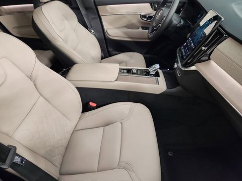 New 2026 Volvo XC90 B6 Plus w/ Protection Package Premier image 3