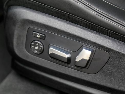 New 2026 BMW X5 xDrive40i w/ M Sport Package image 20