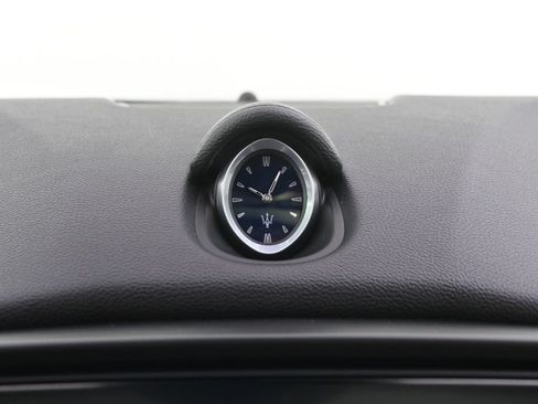 Used 2017 Maserati Ghibli RWD image 32