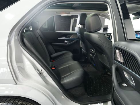 Used 2024 Mercedes-Benz GLE 450e 4MATIC image 32